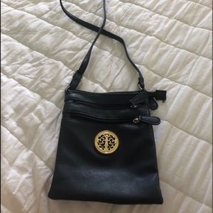 Cross body purse
